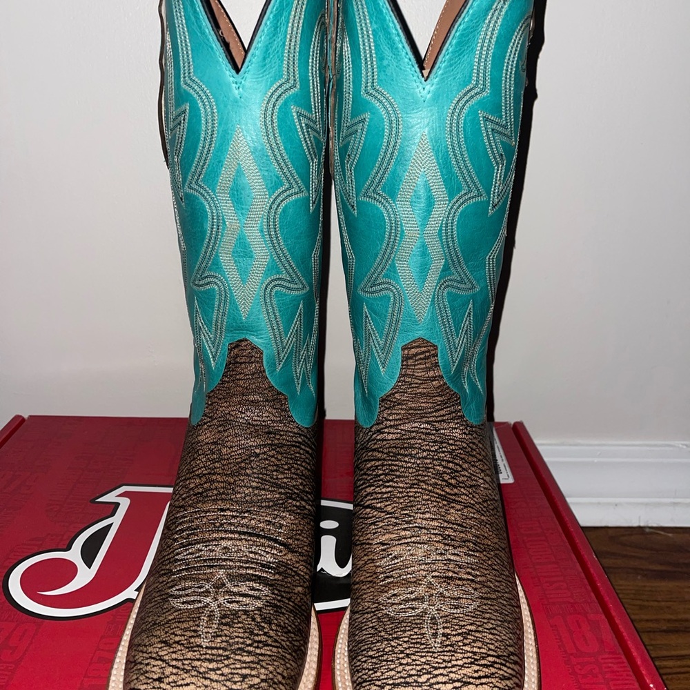 Justin Turquoise and Tan Leather Boots